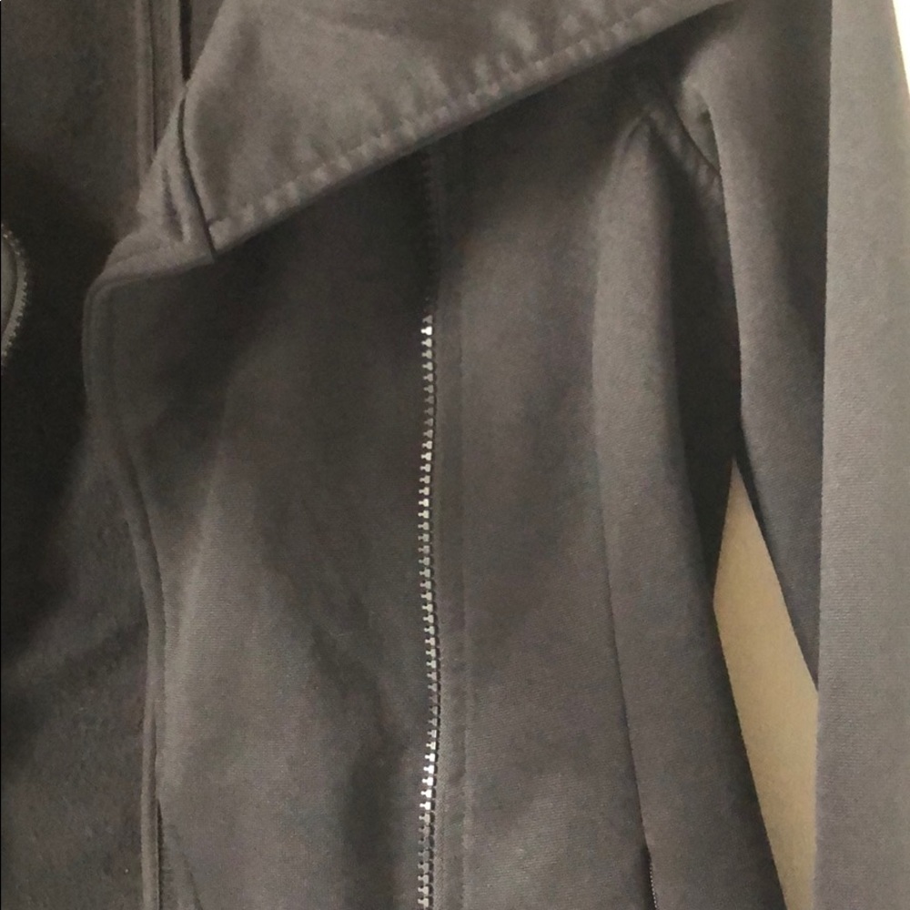 Workout jacket - Picture 2 of 4